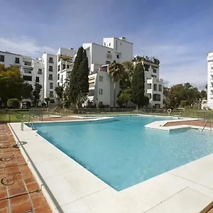 Apartment Caprichoso En El Corazon De Puerto Banus, Marbella